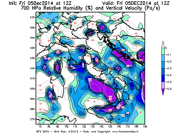 Mappa di analisi GFS - Umidità relativa [%] e Omega [Pa/s] a 700 hPa in Italia
							del 05/12/2014 12 <!--googleoff: index-->UTC<!--googleon: index-->