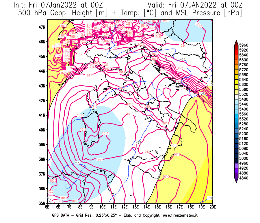 Mappa di analisi GFS - Geopotenziale [m] + Temp. [°C] a 500 hPa + Press. a livello del mare [hPa] in Italia
							del 07/01/2022 00 <!--googleoff: index-->UTC<!--googleon: index-->