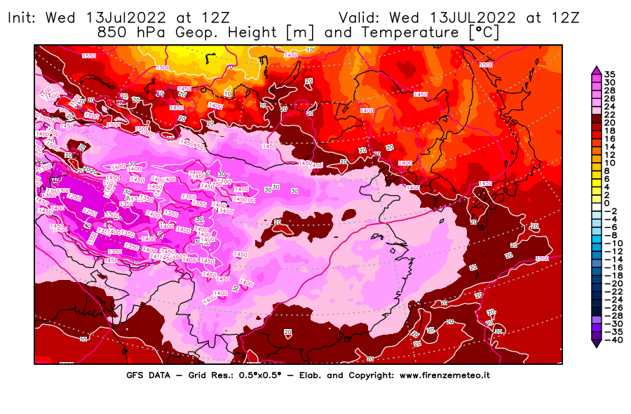 Mappa di analisi GFS - Geopotenziale [m] e Temperatura [°C] a 850 hPa in Asia Orientale
							del 13/07/2022 12 <!--googleoff: index-->UTC<!--googleon: index-->