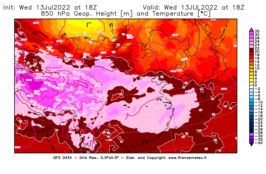 Mappa di analisi GFS - Geopotenziale [m] e Temperatura [°C] a 850 hPa in Asia Orientale
							del 13/07/2022 18 <!--googleoff: index-->UTC<!--googleon: index-->