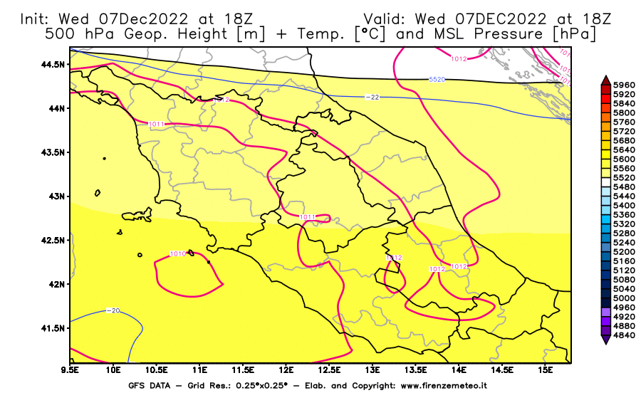Mappa di analisi GFS - Geopotenziale [m] + Temp. [°C] a 500 hPa + Press. a livello del mare [hPa] in Centro-Italia
							del 07/12/2022 18 <!--googleoff: index-->UTC<!--googleon: index-->