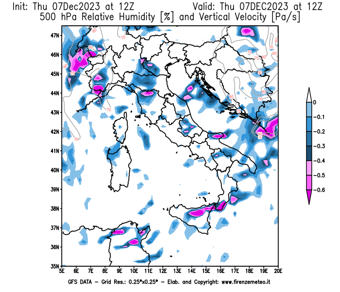 Mappa di analisi GFS - Umidità relativa e Omega a 500 hPa in Italia
							del 7 dicembre 2023 z12
