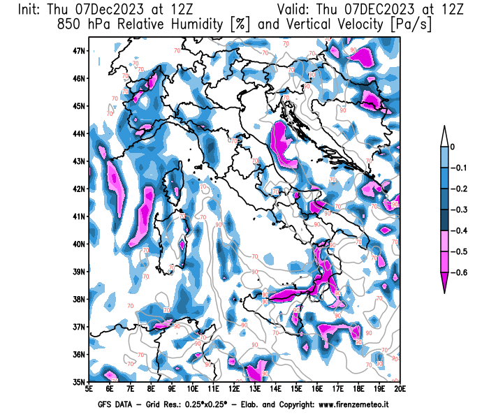 Mappa di analisi GFS - Umidità relativa e Omega a 850 hPa in Italia
							del 7 dicembre 2023 z12