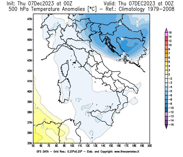 Mappa di analisi GFS - Anomalia Temperatura a 500 hPa in Italia
							del 7 dicembre 2023 z00