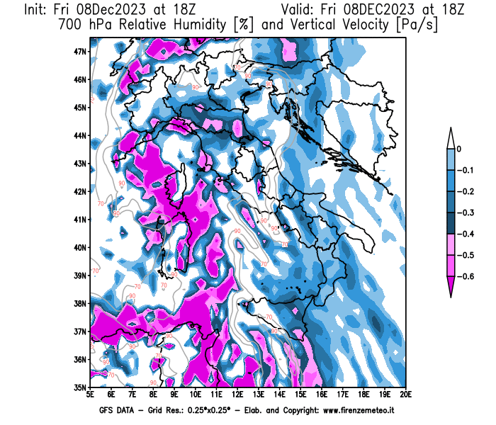 Mappa di analisi GFS - Umidità relativa e Omega a 700 hPa in Italia
							del 8 dicembre 2023 z18