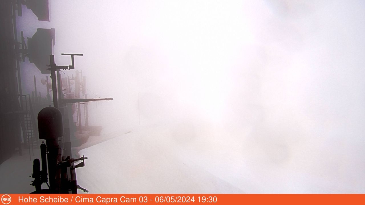 webcam Cima Capra, webcam Hohe Scheibe, webcam provincia di Bolzano, 
                                            webcam Trentino-Alto Adige, webcam alpi