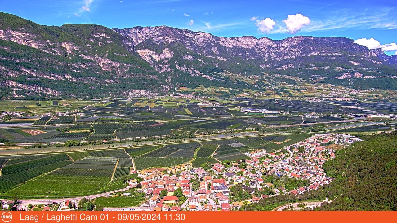 webcam Laghetti - Laag, webcam comune di Egna, 
                                                webcam provincia di Bolzano, webcam Trentino-Alto Adige, webcam alpi