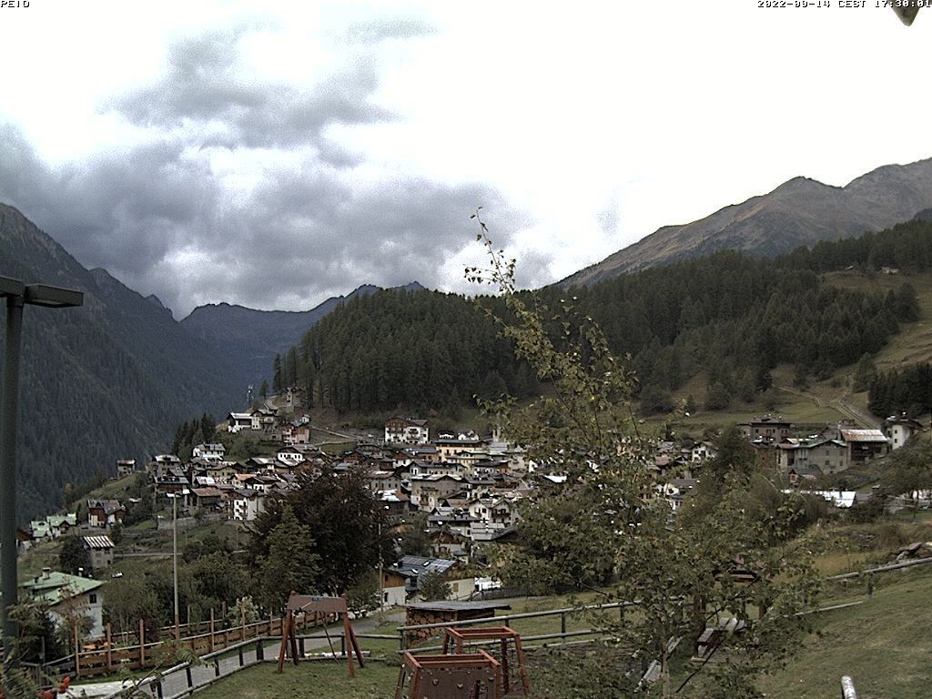 webcam  Pejo (TN, 1400 m), webcam provincia di Trento, webcam Lombardia, Webcam Alpi - Lombardia