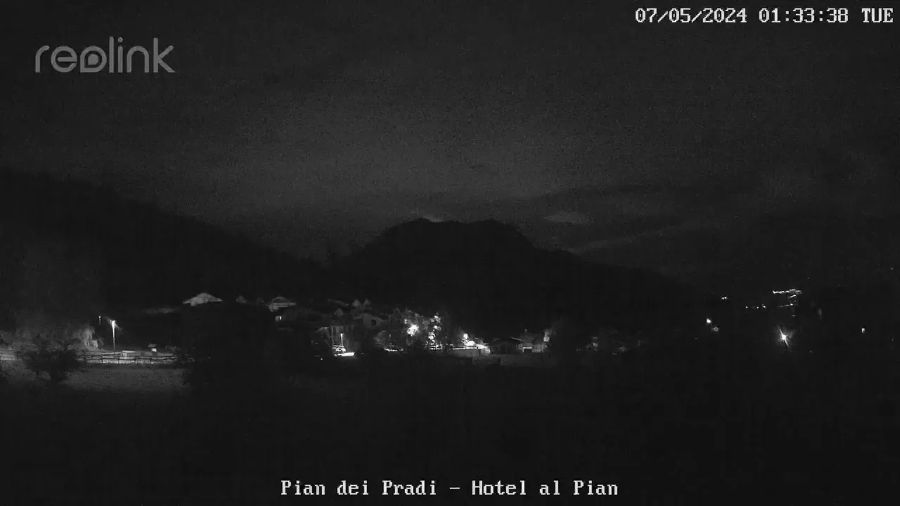 webcam Pian dei Pradi,  webcam comune di Altopiano della Vigolana, webcam provincia di Trento, 
                                            webcam Trentino-Alto Adige, webcam alpi