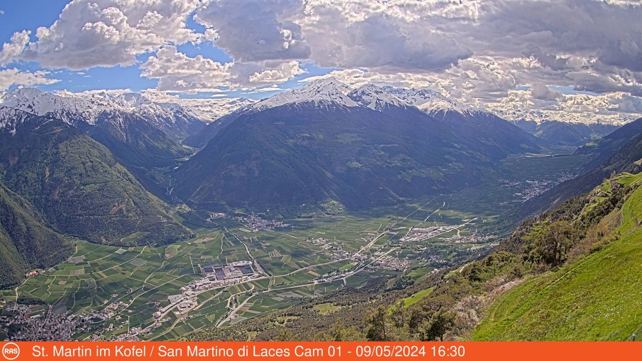 webcam  San Martino al Monte (1740 m), Laces (BZ), webcam provincia di Bolzano, webcam Trentino-Alto Adige, Webcam Alpi - Trentino-Alto Adige